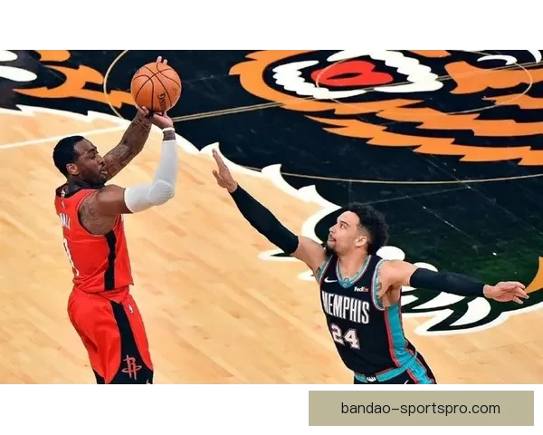 伊森母亲发声请求顶级训练师前往休斯顿助力